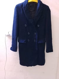 معروض للبيع كوت أزرق أنيق ومناسب لفصل الشتاء. جاكيت رجالي بتصميم مميز ...