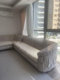 ديوان 8 نفرات نضيف للبيع 300 الف وبيه مجال  07738499661