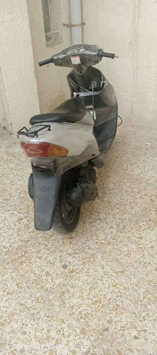 دراجة ساسوكي السعر 425  استعمالهة اسبوع فقط ميسان المجر الكبير  ابيعهة لأن محتاج


**إذا كنت صاحب هذا الإعلان وتريد حذفه لأي سبب، رجاءا أرسل رسالة إلى الدعم الفني**