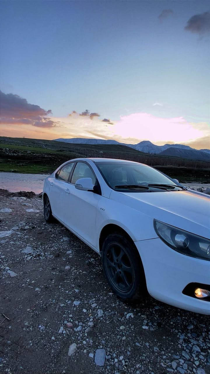 جاک ٢٠١٢ 
 بەبی سبوخ بەبی لیدران
تەقەو رەقە بەشەرت 
گیرومەکینە بەشەرت
چار تایە و ویلی تازەیە
 ویل کرۆم
شاشە ئاپات
کوشین جڵن 
حەساس پشتەوە 
چوار جوام کرەبایە
لیدی ژیر پیو دەژبولئ بۆبەستراوە
هەزەو سەنەوی نویە و رەقمەی نویە
تازە کامل سیرفز کراوە 
سەیارەکا بەس ماشەلله ئەویت لەجوانی 

وەست ئەپ/ڤایبەر *********** رانية, السليمانية
