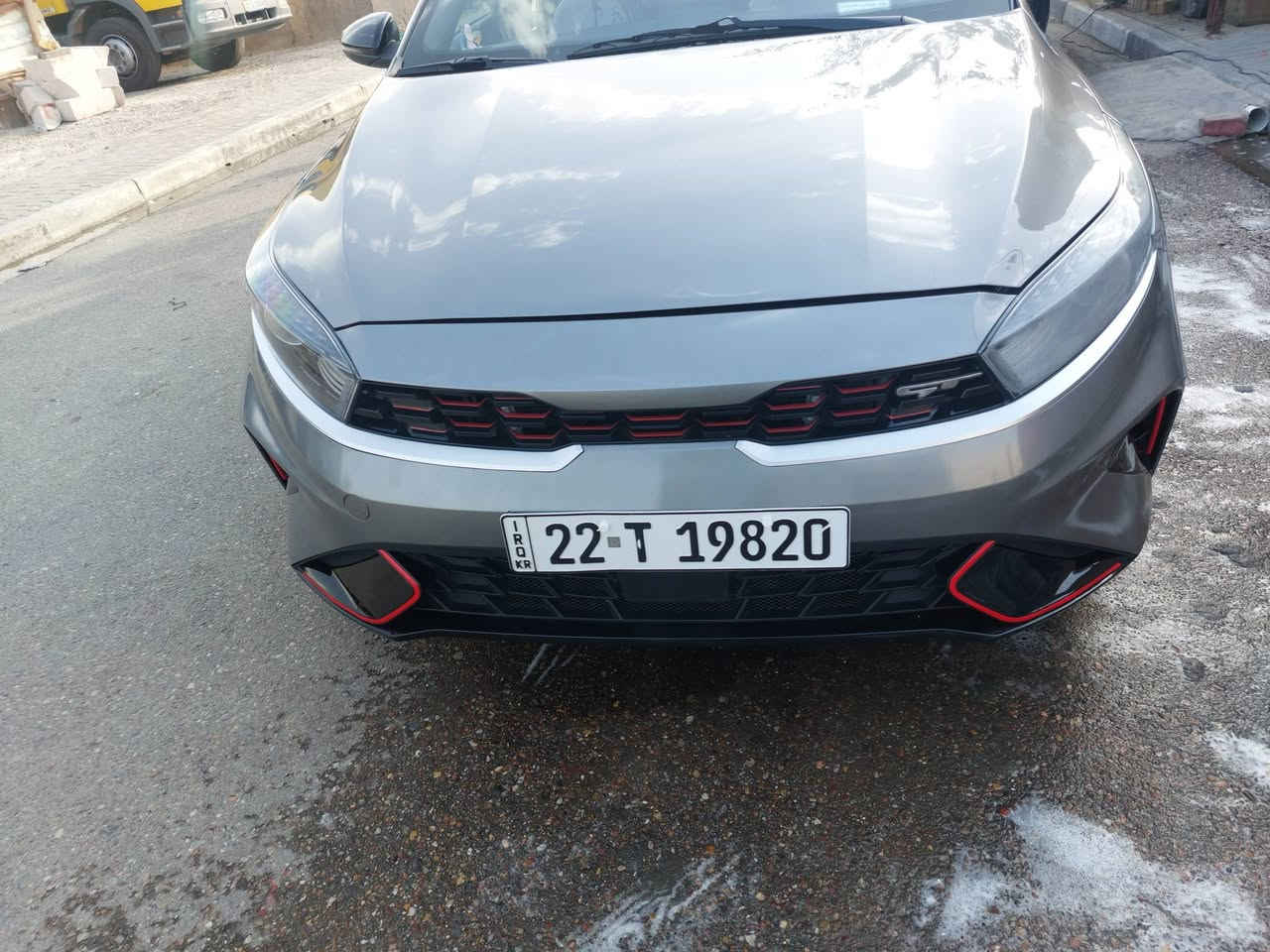 فورتي مديل ٢٣ بسمي رقم اربيل  حادث  جاملغ وبنديد  بس صبغ نفسه سياره ماشيه ٣٢ ألف  سياره دخول جديد صارله ٦ شهور من طبت سياره جيتي لاين فول عده الفتحه سعر ١٥٠  رقم صاحب سياره  *********** على اي تعليق مارد رقم صاحبه موجد وتصل بيه
