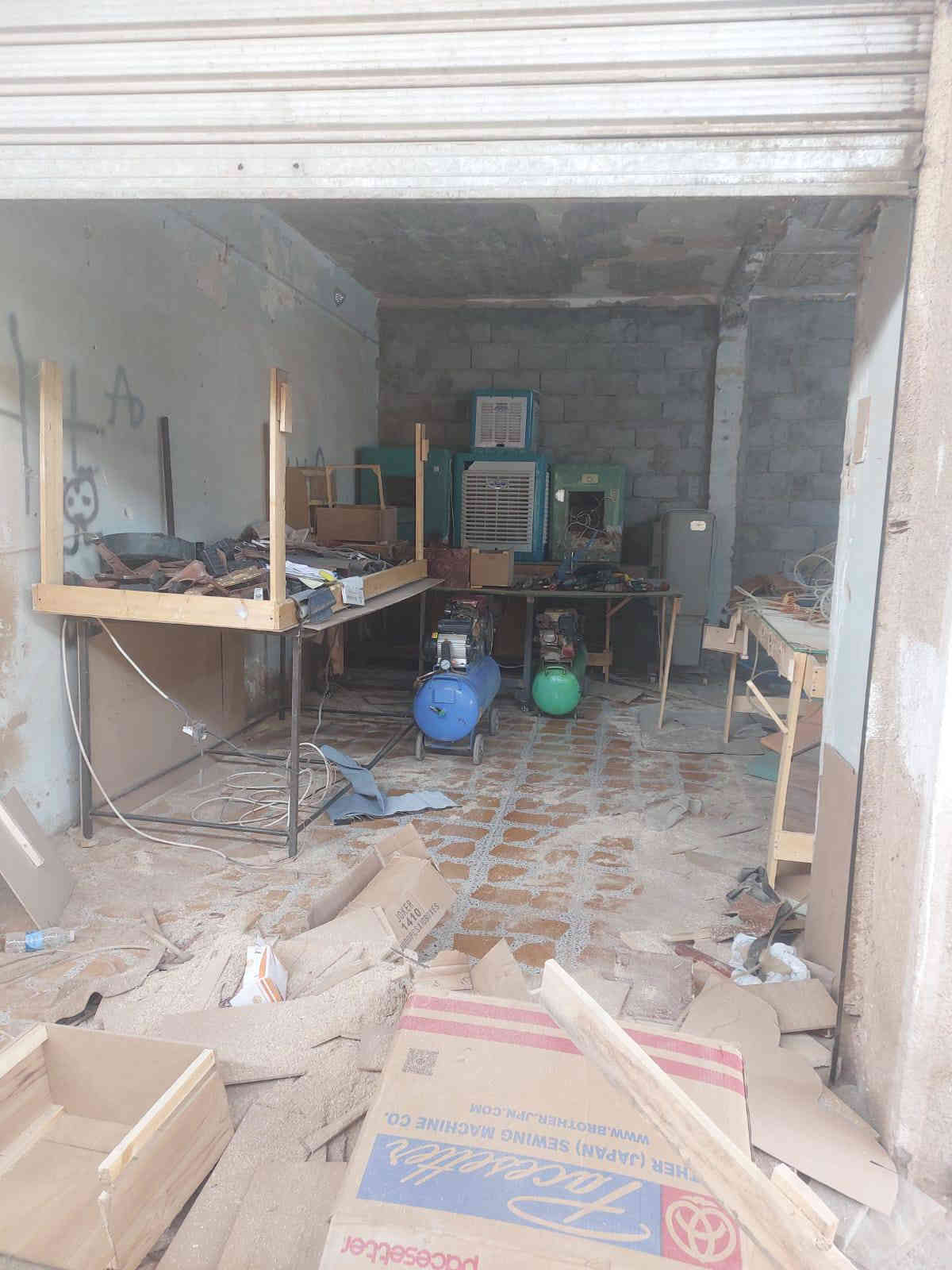 سلام عليكم غراض معمل كامل قيم بل يرضي الله مكاني بغداد الحسينيه هذه رقمي ***********
