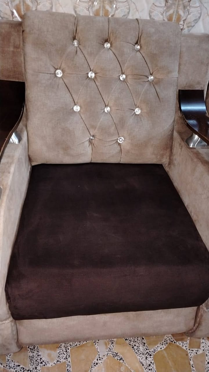 غراض بيت للبيع مكان الشعب


**إذا كنت صاحب هذا الإعلان وتريد حذفه لأي سبب، رجاءا أرسل رسالة إلى الدعم الفني**