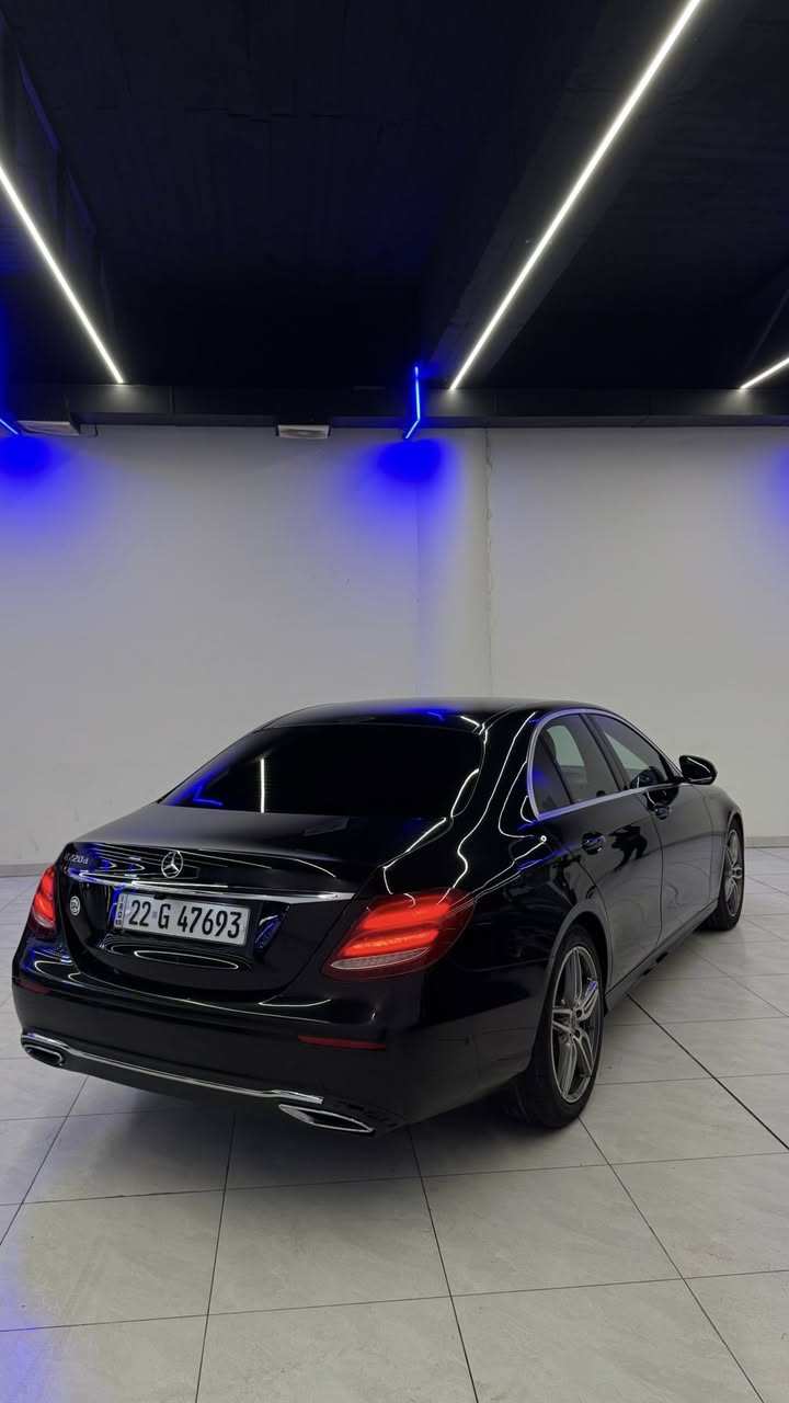 مارسيدس 2017 E220 D

السياره كاز. وارد الماني 
جايه بيها جاملغ بخ يعني حتى البراغي ممفتوحه

كشنات جلد 
كشنات تدفئه 
ماشيه 150,000M 
كير ومحرك بشرط 
حساسات اماميه خلفي 
اوتو ستارت 
نقط عمياء 
وباقي المواصفات 

السعر 185$  مجالها بسيط 

***********
