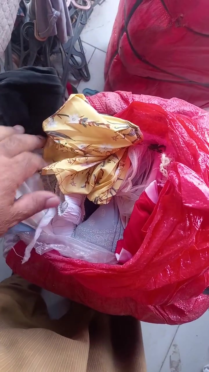 اليوم  الأربعاء الساعة ب٨ بالليل كسر بالات
ملابس، اطفال ناعم حديث الولادة
ملابس، اطفال خشن من عمر ٧ سنوات لعمر ١٤ سنه برمودة فستان بنطرون بجامه تيشيرت
شال نسائي اسود فقط،

محل بالات سبع البور نهاية شارع الالف مقابل اسماك كاظم  العامري


**إذا كنت صاحب هذا الإعلان وتريد حذفه لأي سبب، رجاءا أرسل رسالة إلى الدعم الفني**