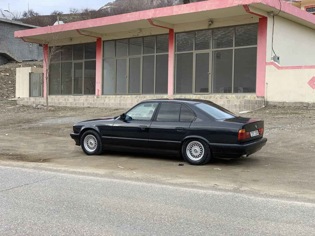 بە ناوی خوای گەورە (bmw 1992.525ia)بۆ فرۆشتن 
تۆماتیک دوو جام کارەبا و پەردە تەبرید ساردو گەرم ناو خورفەی لۆک هەموو گیانی لەسەر بیلادیە سەنەوی و ژینگەی تازەیە دەعامی بۆ دەعامی بە شەرت جرکەیەک و سەدۆلار ببڕە هەموو گیانی بەشەرتی فەحس..(75$)مەعامەلە
***********
