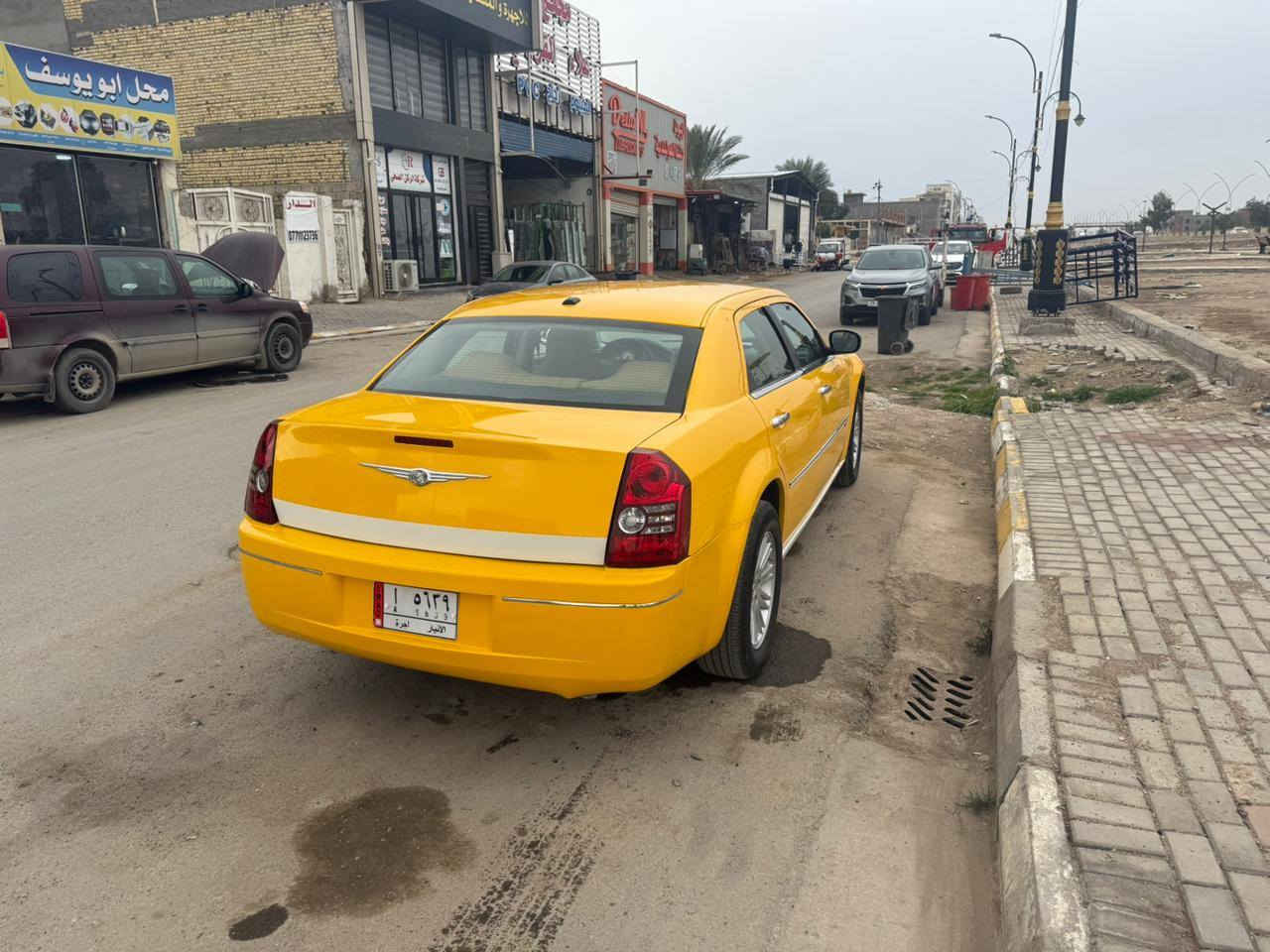 سلام عليكم اوباما ١٠اصل 
سياره جاهزه كلش تخم تاير تخم ويل 
حداديه بل جيس اكسن 
ما عوزه لف مكينه كير 
حدثه جاملغ لخلفي فقط 
مكانه كوت سعره ١١٥
***********
