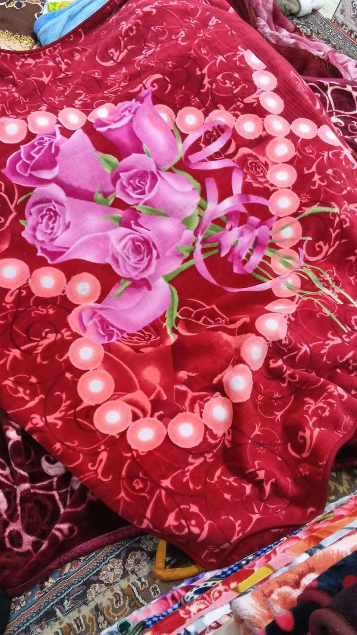 بطانيات باله اثخان ونفرين كبارب9القطعه ***********بي واتساب
