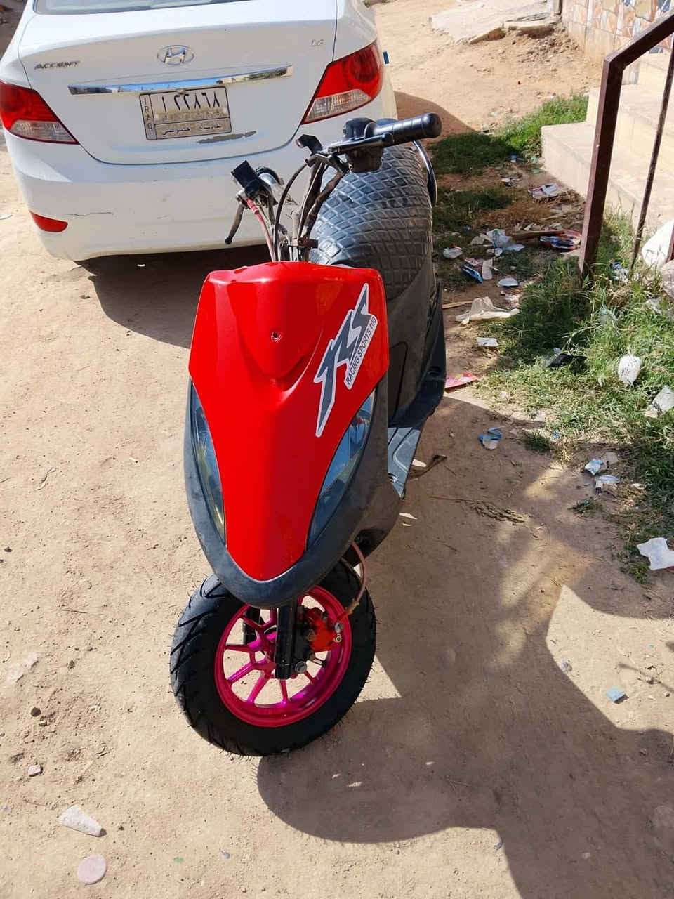 السلام عليكم عدله للبيع الدراجه نضيفه معنا الكلمه مكينه ناعمه ماي نكه سلف بيها شلعه قمبله  دواخل ملح بيها وياله عنكبوت اصلي تخم تاير جديد الدراجه كفراتها كامله واني محربها كامله مكمله الدراجه برغي مابيها نقص سعرها 525بيها مجال بسيط مكاني نجف ***********
