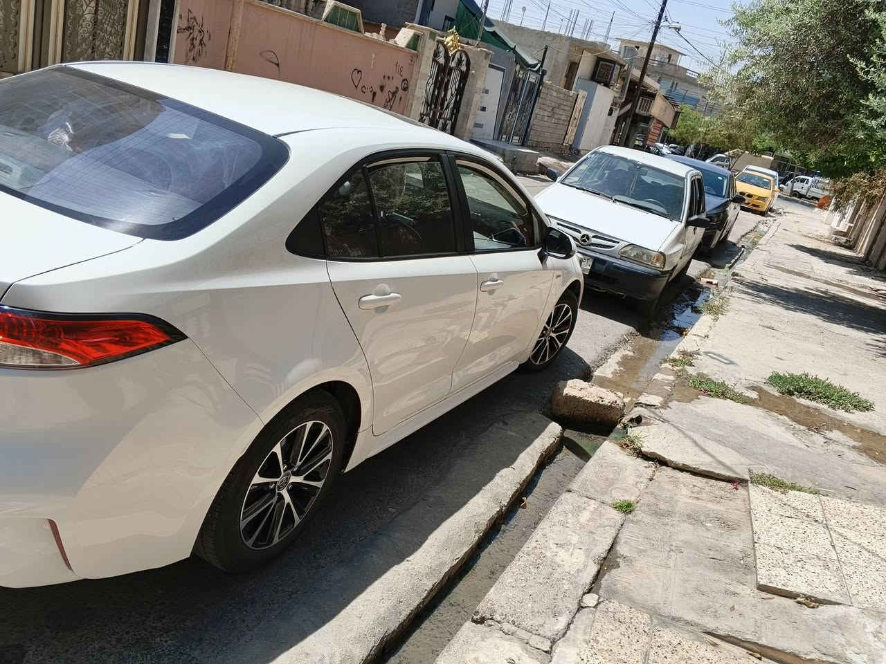 سيارة كورلا 2024 هايبرد شكل أمريكي مواصفات معروفة

هندبريك بصمه 
سلايت 
تحديد مسار 
رادار امامي خلفي 
تشغيل بصمه 
كشنات جلد ماروني
وبعد بيها مواصفات 
السيارة نظيفة حيل مال بيت بيها فقط ربع جاملغ خلفي بارد ، السيارة ماشيه 27 الف رقم دهوك 
سعرها 149 $
*********** 
***********
