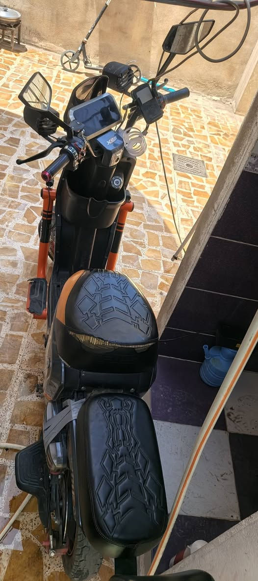 للبيع مطور كل شيء مابي شرط الفحص وسعر 350 وبي مجال وتواصل على هاذه الرقم *********** عنواني موصل حي السماح
