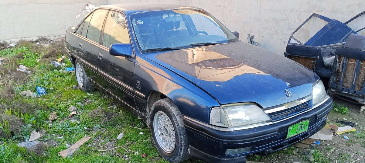 سلام عليكم اوميكا كانت حجم 26 بدلت كير مكينه 20 
طخم امامي جديد وايرمنيا جديده صارف عليه بس ماكملتها بسبب ظروف السعر 14قفلها ابيع كوم حديد بس تحويل 
رجاء ماشراي لاتعبني وطنطي كلام ومسح المنشور تجي 
ابيع هل موجود مكاني موصل حاوي الكنيسه ***********/***********
