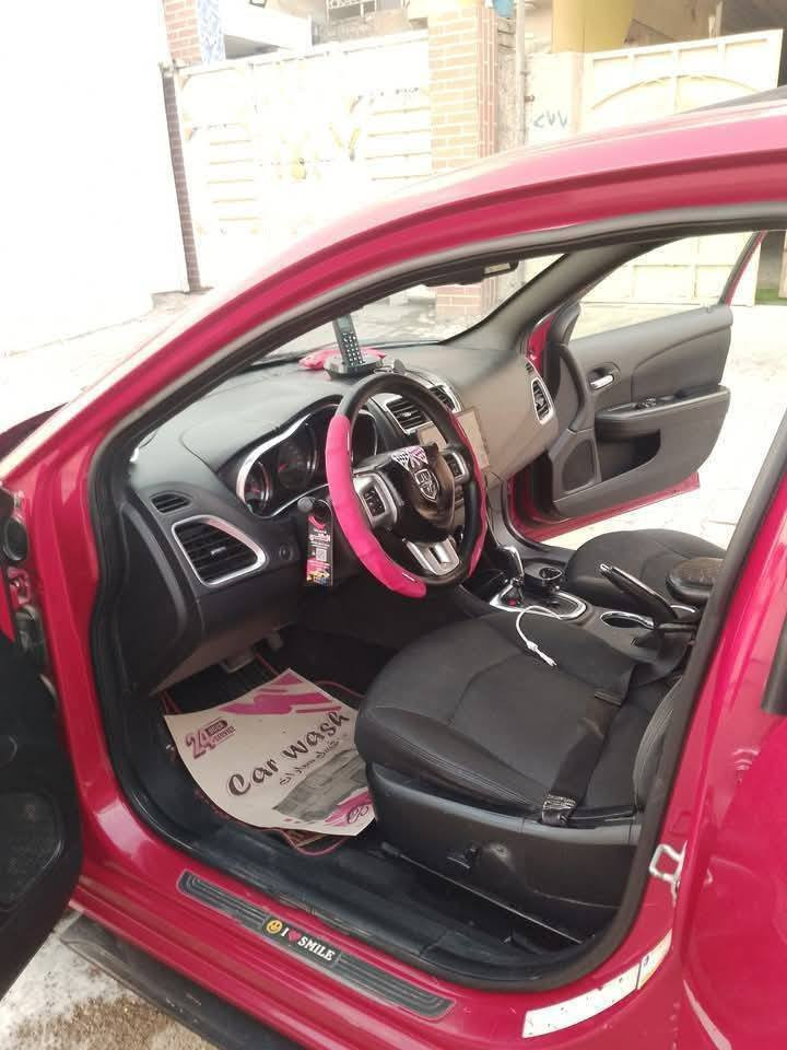 السلام عليكم دوج افنجر موديل 13 رقم بغداد الدولي مكينه 2400 صدر خلفي امامي جديد تايرات جدد فتحه تحكم كشن كهرباء سياره كامله وحلوه كير مكينه كفاله سعر 80 بيهه مجال كلش بصيط الشراي يتصل *********** مكاني بغداد البياع تبديل بنيد وجاملغ اليمن وذا مراوس بس فرق حسب القناعه
