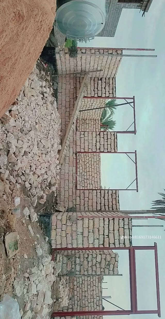 بنه حجر جاهز للعمل
اسعار مناسبة
اتصل ع رقم او راسلني واتساب او خاص 
***********
