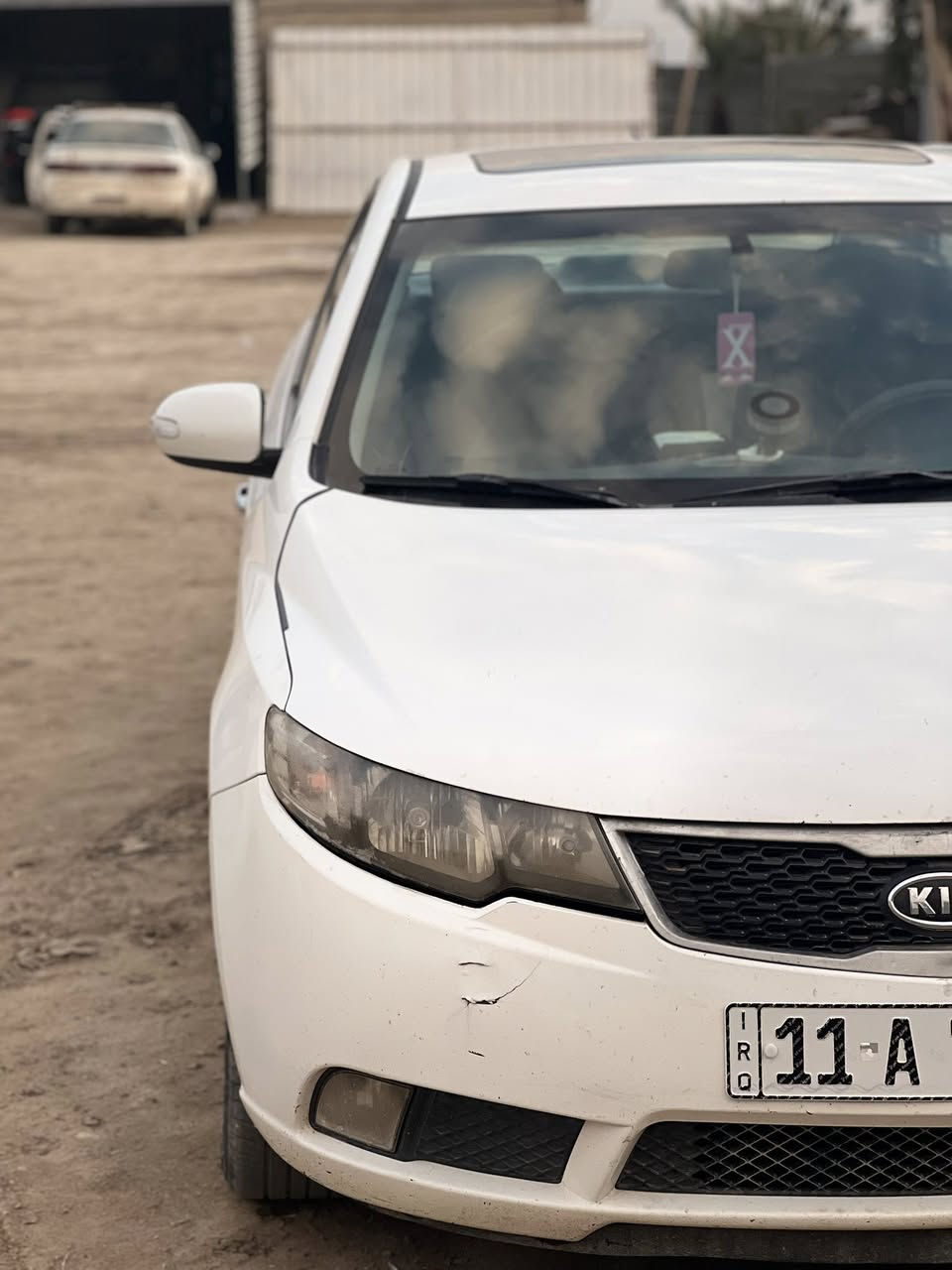 سلام عليكم من رخصه الاادمن كيا سيراتو 2011 خليجي فول مواصفات تحكم استيرن فتحه تبريد وتدفئه فول خير من الله تخم تاير باتري سياره حلوه وجاهزه رقم بغداد انكليزي غرامات مصفره وسونارها وياها مكان السياره بغداد السعر 115 الرقم ***********
