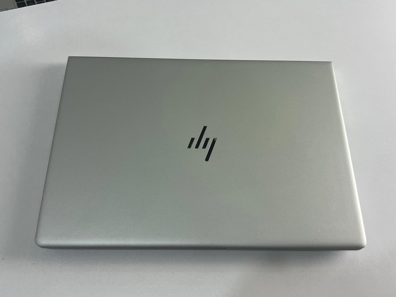 للبيع HP EliteBook 745 G5

معالج AMD Ryzen 5 PRO 2500U

رام 8 GB - DDR4 

 هارد 256 GB - SSD

كرت داخلي شير 7.5 كيكا

كرت خارجي 1 كيكا

AMD Radeon (TM) Vega 8 Graphics - 1 GB

السعر 300 الف واصل جميع محافظات

‏‎ماوس وحقيبة هدية مع الجهاز

ضمان لمدة اسبوعين بعد استلام

تفحص براحتك قبل استلام من مندوب

للتواصل عبر الواتساب او الماسنجر

 ***********

