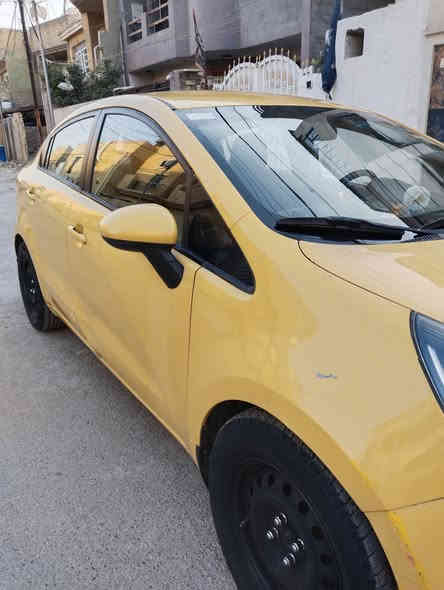 كيا ريو 2013 وارد امريكي ليبل واحد مكينه وكير جدد تبريد ثلج تدفئة تخم تاير صدر امامي خلفي تحكم ستيرن مقاعد تدفئة مانع تزحلق كهربائيات كلها شغاله مصغرة هيئة وغرامات سيارة مال شغل خير من الله رقم بغداد دولي بأسمي شرط التحويل مكاني بغداد البياع تقاطع درويش السعر 75$
***********
