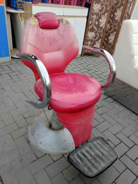 ابو سلام الدبيسي لبيع وشراء الاثاث المستخدم - العنوان البصره القديمه قرب جامع العرب / للاستفسار - اتصل او المراسله على الواتساب - *********** - ***********
