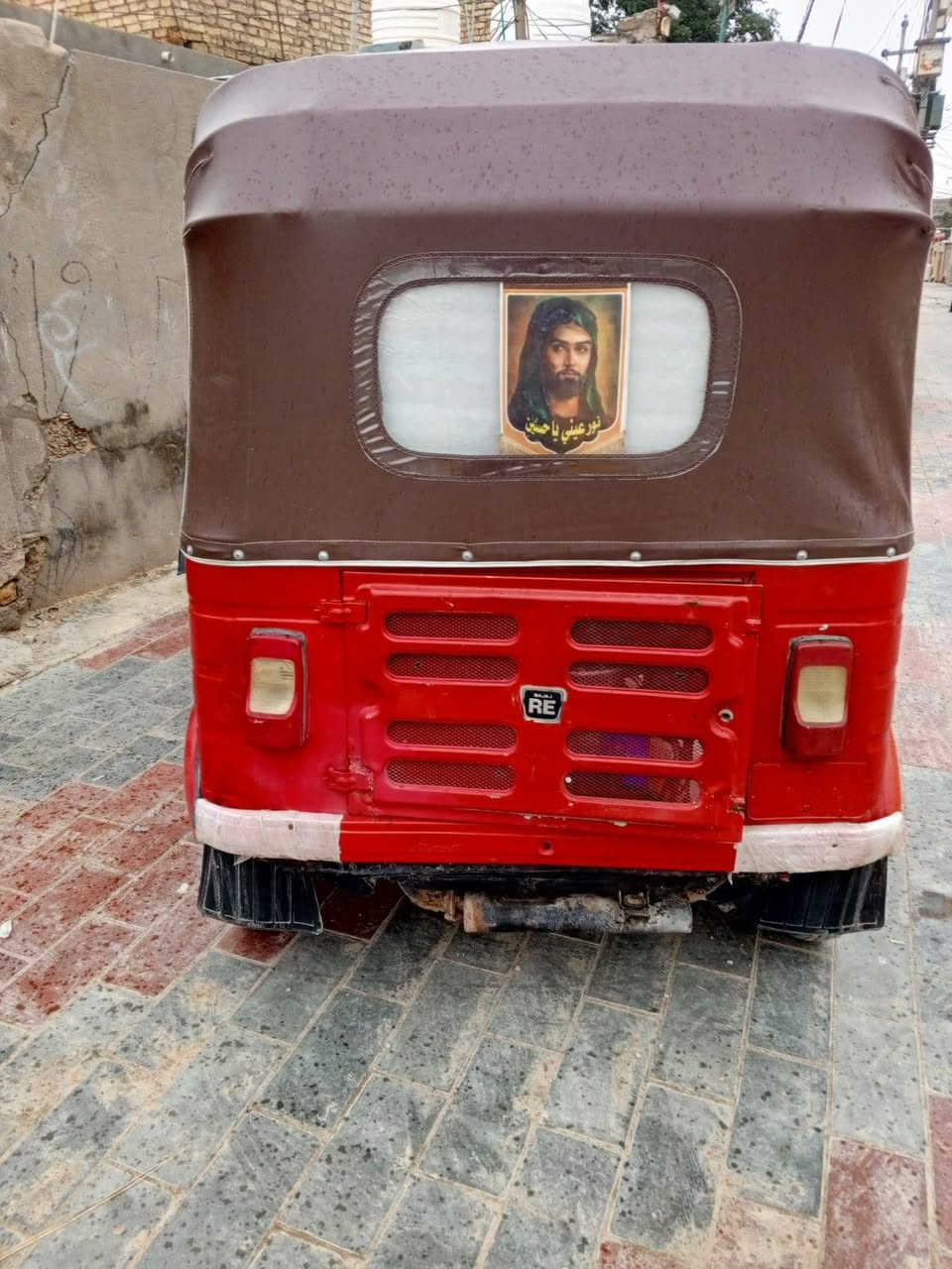 تكتك موديل 2018 كير ومحرك خير من الله لاتبخير ولاتنقيص مسحوب بيها قرص. السعر 3500  وبيها مجال حك الجيه
  ***********
