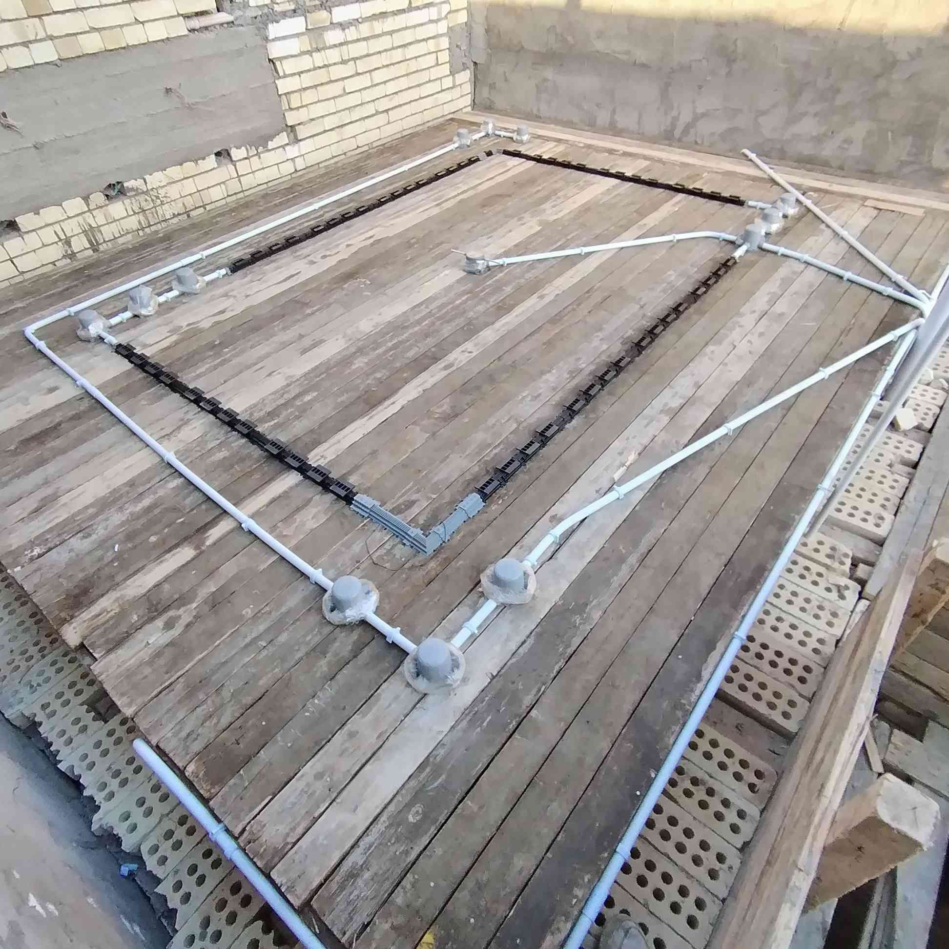 كهربائي تأسيس وتشطيب كافه أعمال الكهربائية لتواصل اتصل بالرقم ***********
