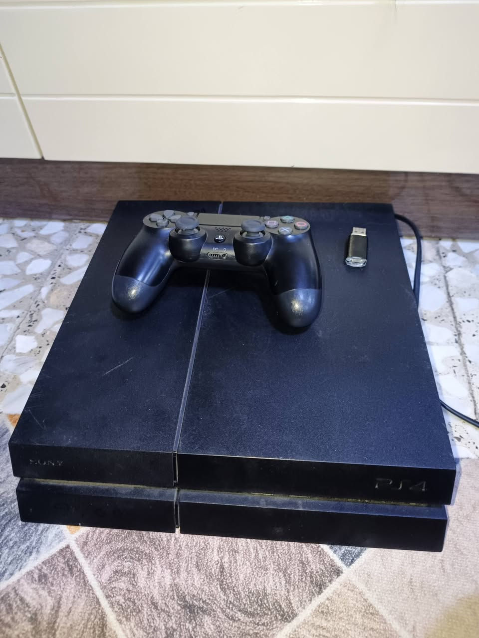 بلي4مستعمل سبوع السعر 300قفل***********
