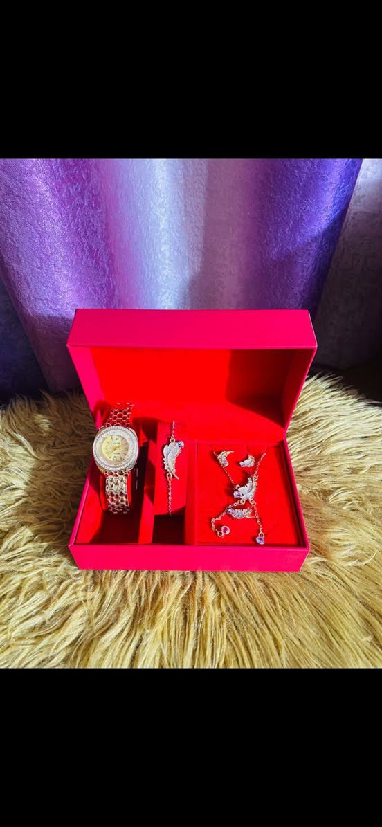 ❤️لعشاق الاناقه ❤️❤️بكج هدايا  ساعات نسائي و رجالي  مميزه❤️❤️
هدايا عيد الحب 
 كلش حلو وأنيق بكج  و  مميز❤️⌚مع علبه خاصه ومميزه 
متوفر خدمه التوصيل داخل الفلوجه واطرافها ومحافظات العراق 
رقم الهاتف للاستفسار ***********
