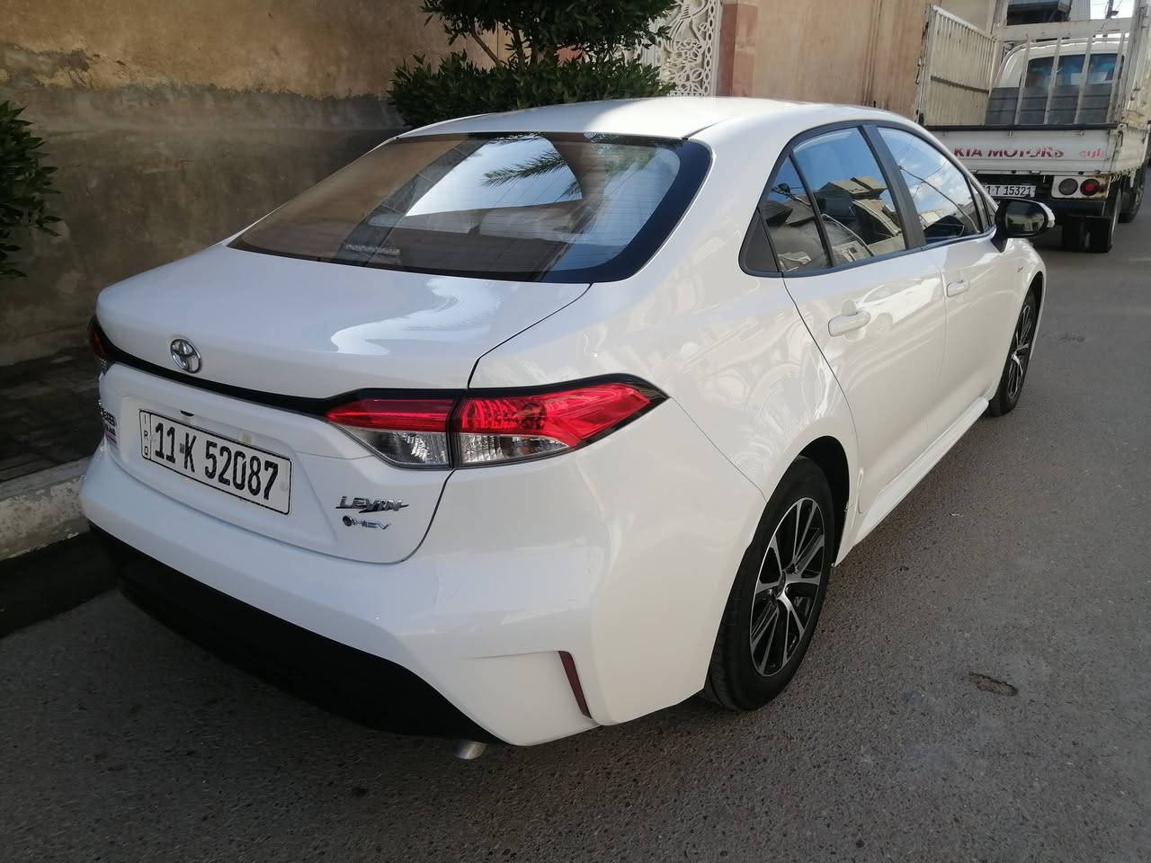 كورله هايبرد٢٠٢٥ حره تحويل. بغداد
كفاله عامه. ماشيه ٧ الف 
فول1/1. . كهربائي/شاشه/ويلكب /بصمه عدد 2/زنون بلادي/فتحه/اشاير مري /قطعتين تبريد/نضام كاربلي ابلاد/تحكم استيرن جهتين /سايد ابريك كهربائي/
السعر  ١٥٩ وبيه مجال بس جيه مكانه فلوجه
*********** 
***********
