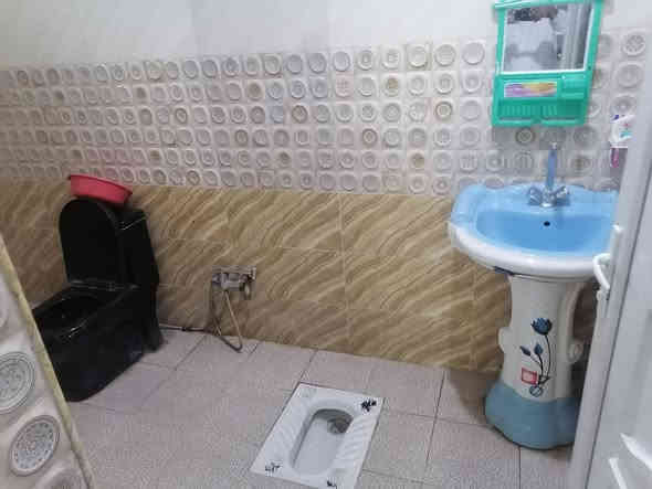 بيت للبيع زراعي طابقين ركن ٦غرف نوم استقبال مطبخ صحيات عدد٣ الطابق الثاني سندويش ركن لي يده استثمار مؤجر حاليا ٣٠٠ منطقت ابي غريب  الرظوان مال ابومنيصيرالسعر  ٦٠ مليون ***********  ***********
