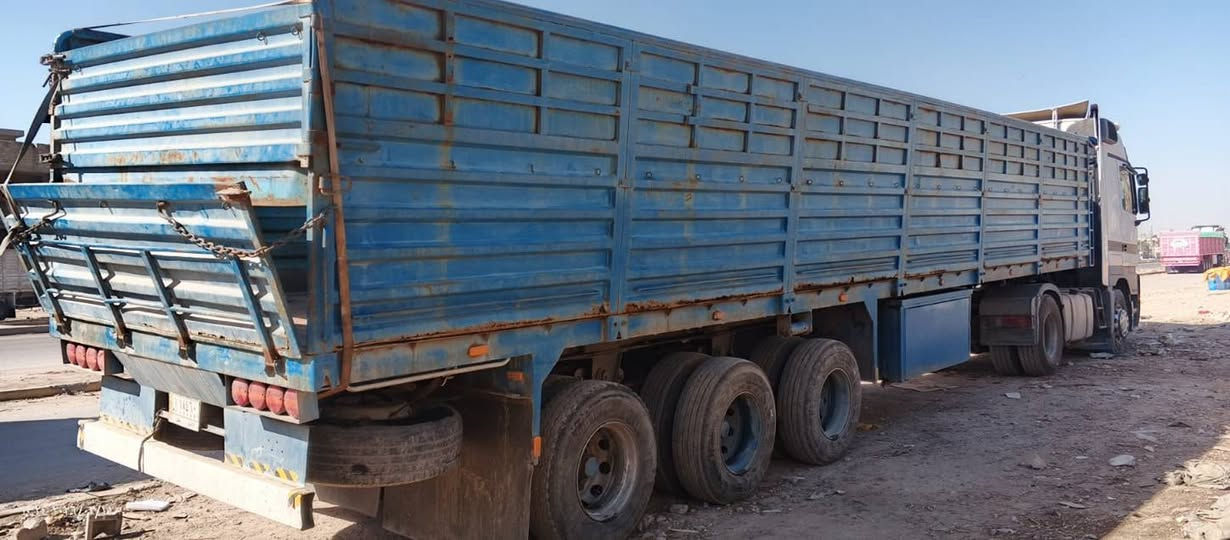 السلام عليكم عربانه للبيع حداديه دناكير 14شاصي 14 طول 12,60صفاح 175 ***********
