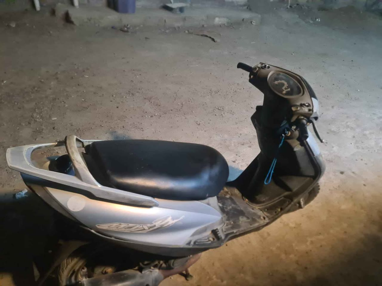 لبيع دراجه 140سلف هندر اوراق كامل شراي فقط رجاء مكان بغداد بياع بغداد, العراق


**إذا كنت صاحب هذا الإعلان وتريد حذفه لأي سبب، رجاءا أرسل رسالة إلى الدعم الفني**