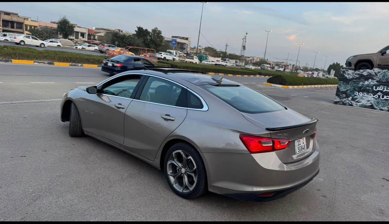 للمراوس : بماليبو موديل اقل او سيارة حسب القناعة 

ماليبو موديل ٢٤ ماشية ١٤ الف ميل بعدها جديدة ضررها خفيف جداً صبغ ٣ قطع فقط ،، بجم كبس رقم بغداد / مكانها حي الاعلام ***********
بيها رصعات بالقمارة تروح بارد شرط .. والگير اجه مفتوح من امريكا بس مكفول سعرها : 133 ورقة 

مواصفاتها : بانوراما // قيادة ذاتية // تحديد مسار // توقف ذاتي // تنبيه حوادث داتا شو // تبريد قطعتين // تدفئة كشنات // سايد بريك بصمة // حساسات خلفية // لايت عالي اوتو بغداد, العراق

