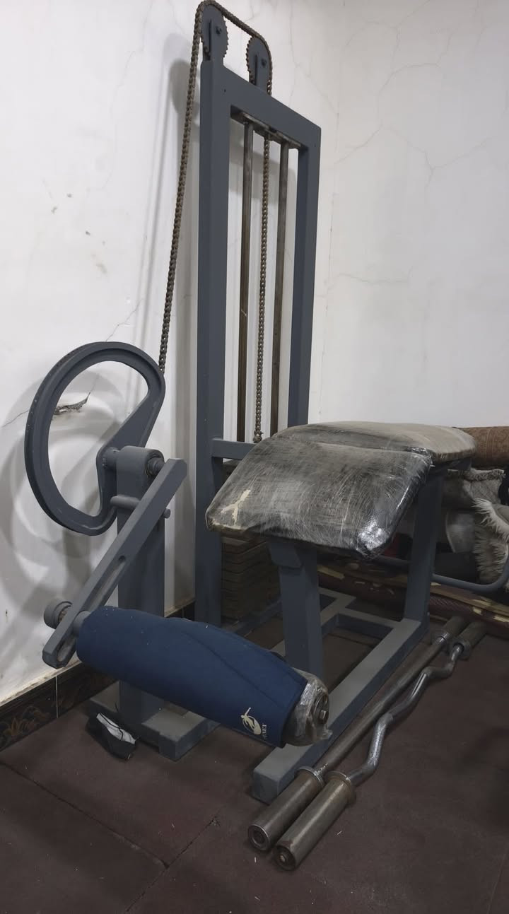 السلام عليكم 
أجهزة كمال اجسام جهاز جمع اسلاك وجهاز كرل ساق أمامي وخلفي ومسطبة
سعر مناسب للشراي رايدهن شلع مفرد ما ابيع


**إذا كنت صاحب هذا الإعلان وتريد حذفه لأي سبب، رجاءا أرسل رسالة إلى الدعم الفني**