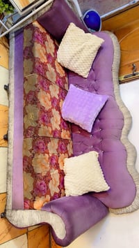 تخم عشر مقاعد  للبيع بسعر ١٥٠الف بغداد الاعلام تقاطع درويش 07706923917