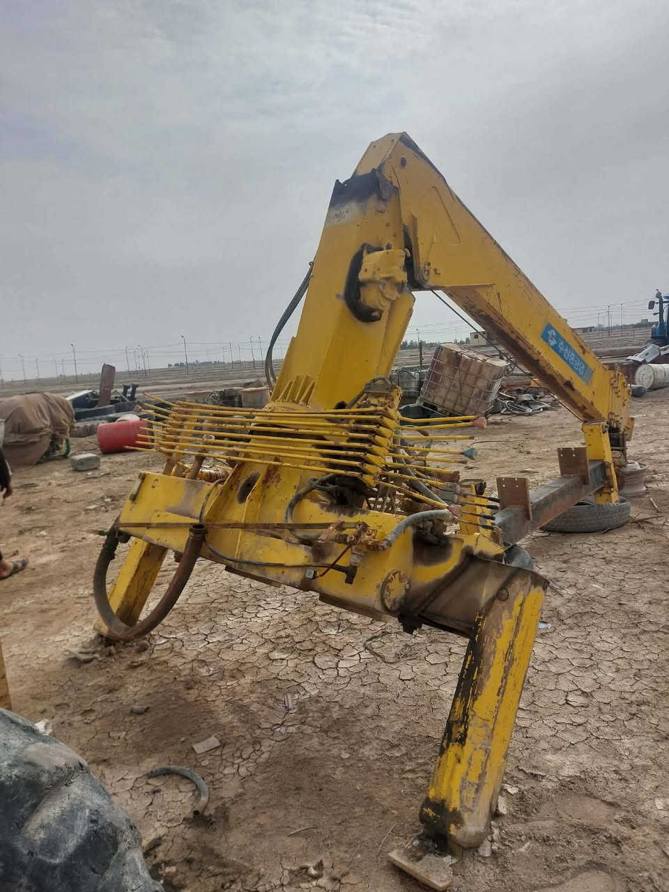 سلام عليكم
للبيع جهاز 8 طن 5 سلايت 4 رجلين مكفول كفالة عامة للاستفسار اتصل ***********
