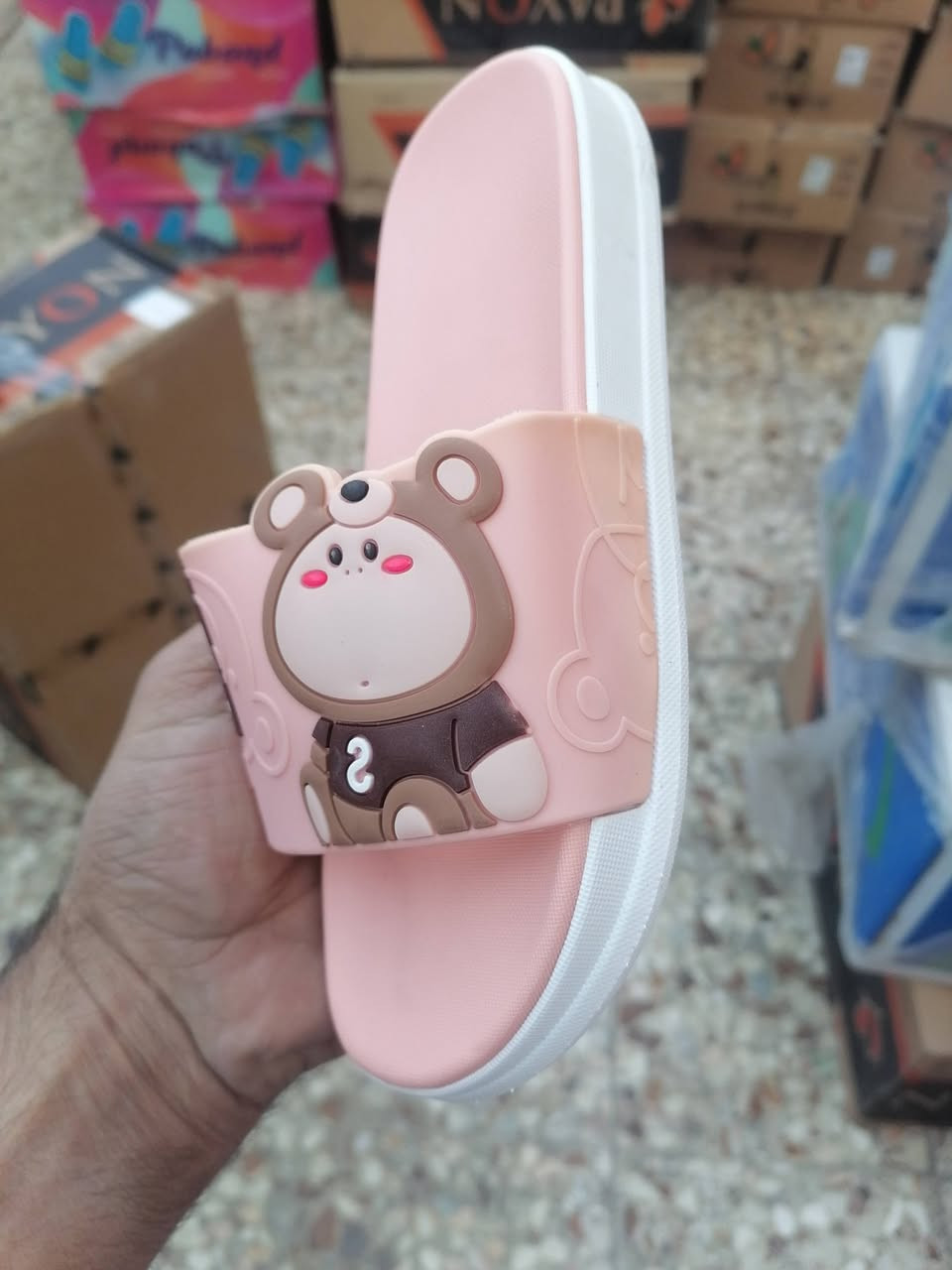 تخفيضات تخفيضات
انسائي 37 40

بناتي30 35

طفله 25 30

بس 18 الف

*********** واتساب
