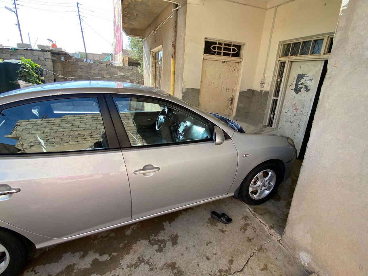 النترا 2010 
(مكلف بالنشر )
ضرها تحرير فقط
بدون صبح
تبديل بابين وجاملخ امامي
غرضها القديم موجوده
مكينة شرط
كير شرط
باتري جديد
حداديه امامي وخلفي جديد
اطارات جديد
كابون موجود
سنويه جديد تريد تحويل تريد وكاله
مكان السياره / تلعفر
السعر 90 وبيها مجال بس شي قليل
***********
***********
