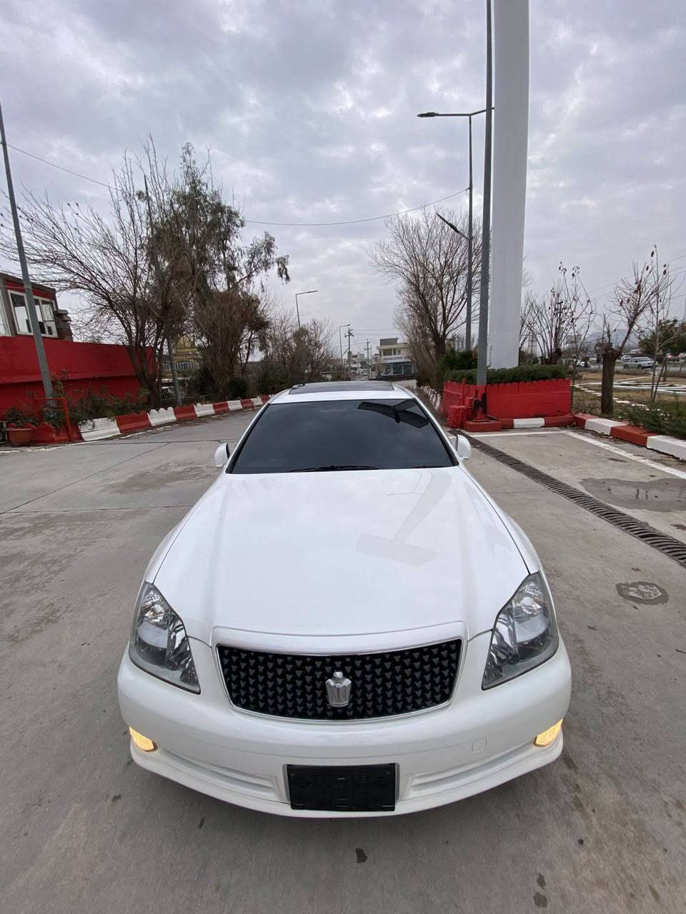 سەرەتا بەناوی خوای گەورە مههربان تویتا کڕاون شاهینه بۆ فرۆشن شتی سفر بڕاوەی تازە داخل 182 بێدووکەڵ نموونیە لە جوانی بێ چاڵوو شووخووتوو قووپ مواسفات کوشن شامۆو 2007 لەسەرە ساج سوور سێ دووگمە سوکان حیزەران مجمووحە سوکان لەگزیز سڵایت ئەتەلە 2007 سەیارەک سپۆڕەتە جامی پیشەو دوواوە هەڵ گیراوە سوندەی سڵایتی پیشەو داوە بەسراوە تەقەو ڕەقە تێدانیە گێڕ مەکینە بەشەرت سەقەف بۆیاخ بەشەرت بێدەحموو لێدراوە پیشوو داوە کەپس کەفەر گۆڕاو بەشەرت سڵایت مەزبووت بەسمەڕەش چوار تای وێل وێڵدی دووسایزی ناوڕەشی لوک لوکی ناو پاکەتی لەژیرە 114 هەزار حەقەقی ڕۆشتووە حەمام پۆلیش کراوە 250 مەسروفی تێدایە کامل مەسروف کراوە شوین قەزای ڕانیە     ***********     ***********   فایبر وەتس ئەپی لەسەرن
