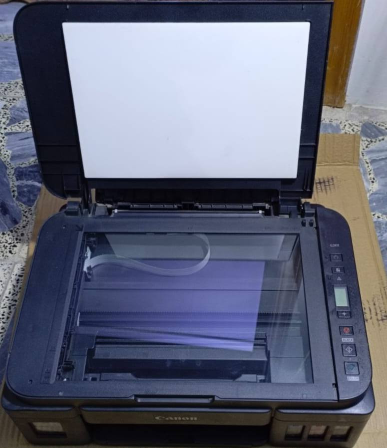 السلام عليكم.
جهازين استنساخ  وطباعه عطلانات ننقصهن كارتج والثاني خراطيش
واحد HP Photosmart 6510
4 الألوان اسود ابيض اصفر ازرق احمر تربط ع موبايل
الثاني Canon G2411 كذالك ملون
مع سيت اللوان
للبيع مكاني بغداد الشعب ***********
السعر قيم بما يرضي الله  تفيد اهل المحلات يصلحن وينباعن او قطع غيار
