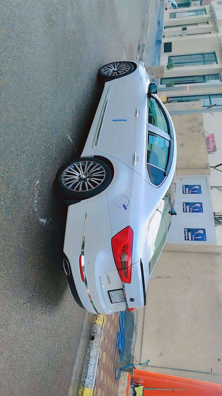 من رخصت الادمن
كيه كادنزا للبيع 
خليجيه موديل  ٢٠١٥ 
كفاله عامه صور السونار بالمنشور
السياره مال جناي بعدها ع وضع الشركه
فول واحد ع واحد 
مكينه كير اسبانه ماممدود عليهن
صدر أمامي خلفي جديد اتراي صفر 
تخم تاير جديد شديته
مكان السياره الفلوجه الشراي يتصل 
*********** سعرها ١٦٠ أو بيها مجال
