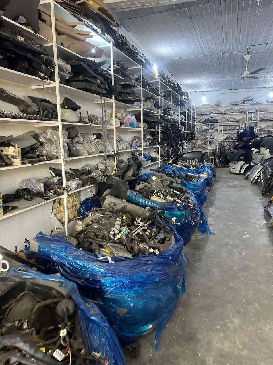 يوجد لدينا قطع غيار اصليه ظافران جميع مديلات و انسب اسعار ويوجد لدينا توصيل جميع محافظات مجمع باقر الكوري واتساب***********
