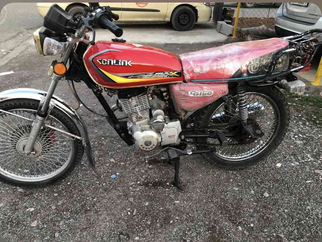 منفیست اسلی
مکینا ١٥٠  کارەبایات  ایشارات مزبوتە بشەرت سعر ٤٠٠ مجال
***********
