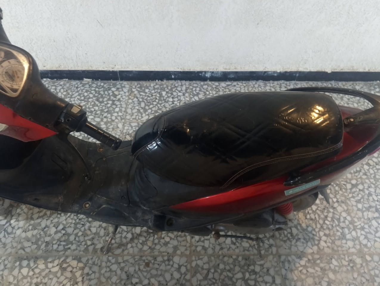 ماكس عدله للبيع لون أحمر 🔴.بوشه (٤٩).بلاد مبدل بس ولفات . بيها خيط تبخير خفيف .بيها تزويد خارجي .وياله قبق فلاوين قبق جوزه شيال.الدراجه كامله ختم واحد .سلف هندر كهربأيات كلها شغاله الدراجه مكينته ناعمه. شلعه ومعدل تشك الكاع .بيها نواقص خفيفه. السعر (٤٥٠) وبيها مجال مكان بابل (الحصوه ) الرقم ***********
