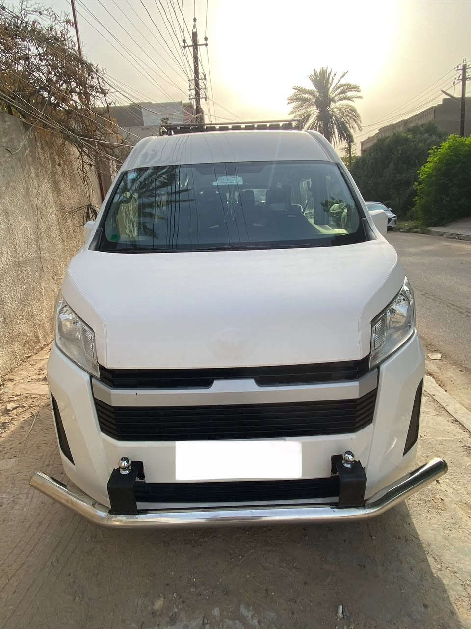 السلام عليكم
هايس للبيع
السعر _ 385 ورقه
تيوتا هايس موديل 2023 
دوشمه عام 
اضافه مراوح تقويه
درع امامي خلفي
سيبايا 
ماشيه 160 الف
رقم بغداد جديد جديد
بيه ضربه بالصندوق مصلح نفسه 
باب الصندوق  الخلفي فقط ( فقط الباب )

مكان بغداد الكرخ

رقم واتس و اتصال  

***********
