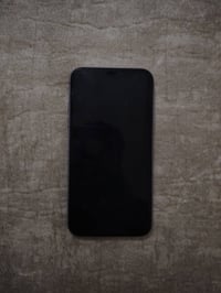 آيفون ١١ • ١٢٨ • شاشة وبطارية اصلية