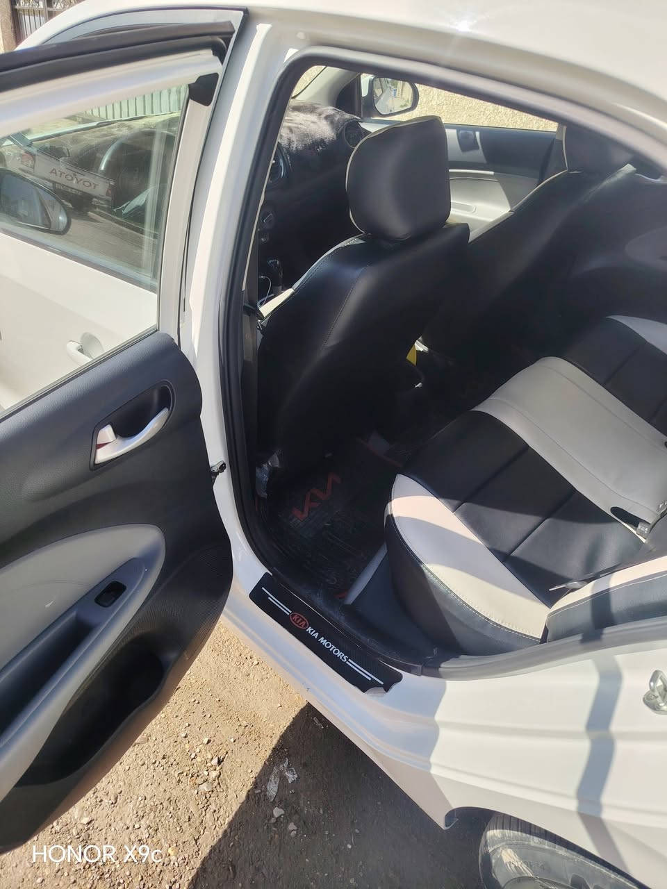 بيع مستعجل وبسعر مناسب
رقم بغداد تحويل مباشر
كيا بيكاس موديل ٢٠٢٤
ماشي ٢١ الف بحاله الوكاله جاهزه ومناقصها اي شي ومكفوله من اي صبغ او تبديل
اتصل وتدلل
*********** وات شاب متاح
