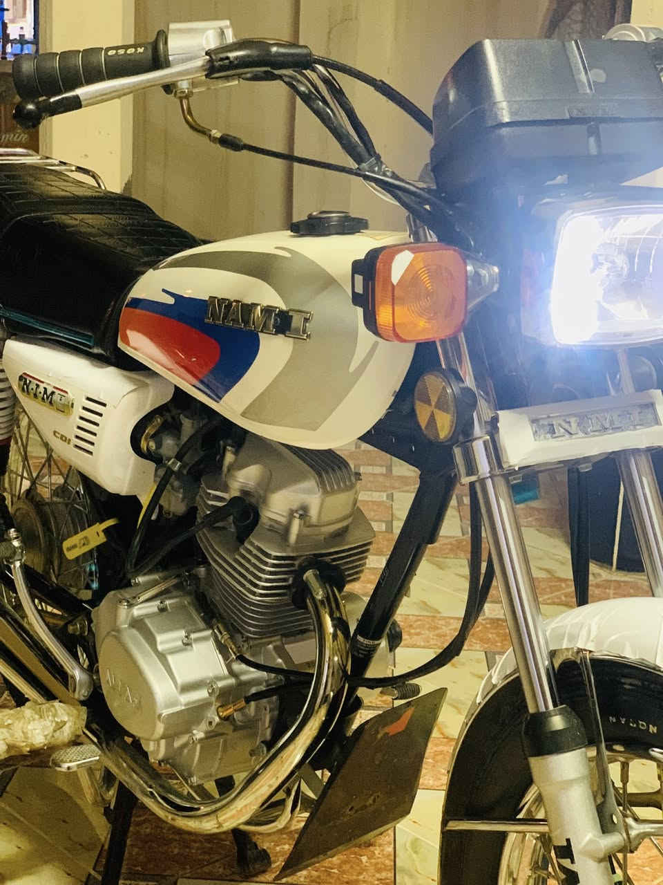 نامه للبيع
موديل ٢٥ 
شرط القوه والمعدل
دراجه اي نقص مابيه لو شعرايه 
تضرب هندر وتمشي 
تواصل على الفيس 
او الرقم *********** 
مكاني ديالى المقدادية
