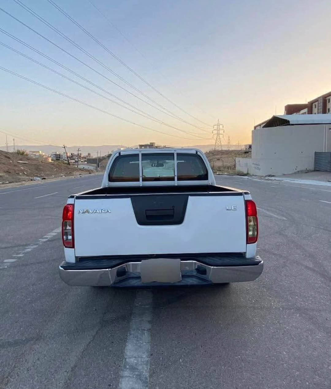 نیسان ناڤارە مۆدێل ٢٠٠٩سعودی بۆ فرۆشتن
٣١٥هەزار ڕۆشتووە قەباغ مەکینەی کراوەتەوە 
گێر ئۆتۆماتیک کامێرە شاشە ئایپاد و تەحدید سورعە 
سەنەوی و ژینگەو ڕەقەم و هەمووی تازەیە
مەکینە و گێر و ئەکسل بەشەرتت
سەیارەکە ماڵی خۆمە و هی مەعرەز نیە 
سەیارەکە تابڵێی جوانە ماڵی دۆستە 
تەنها ژێر بەگلایتەکانی دواوەی بۆیاغە 
ژمارەی خاوەن کاڵا/***********
شوێن/سلێمانی السليمانية, العراق
