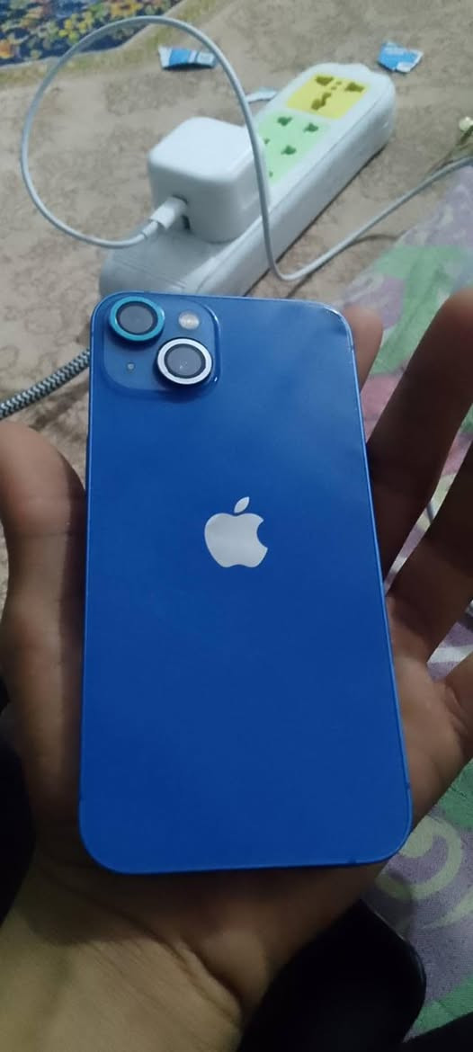 سلام عليكم 💁🏻آيفون 13عادي جهاز مثل ما موضح بصوره وبعد احله وتر بروف مكفول من الزلغ شرط نضيف حيل ب٩٠ذ١٢٨  ملحقاته اي شاحنه 📲✨مكاني 📍انحف أبو صخير احي لعسكري  سعر (٦٠٠)وبيه مجال رقمي ***********متوفر وتساب مرخصه مدير الكروب 💕
