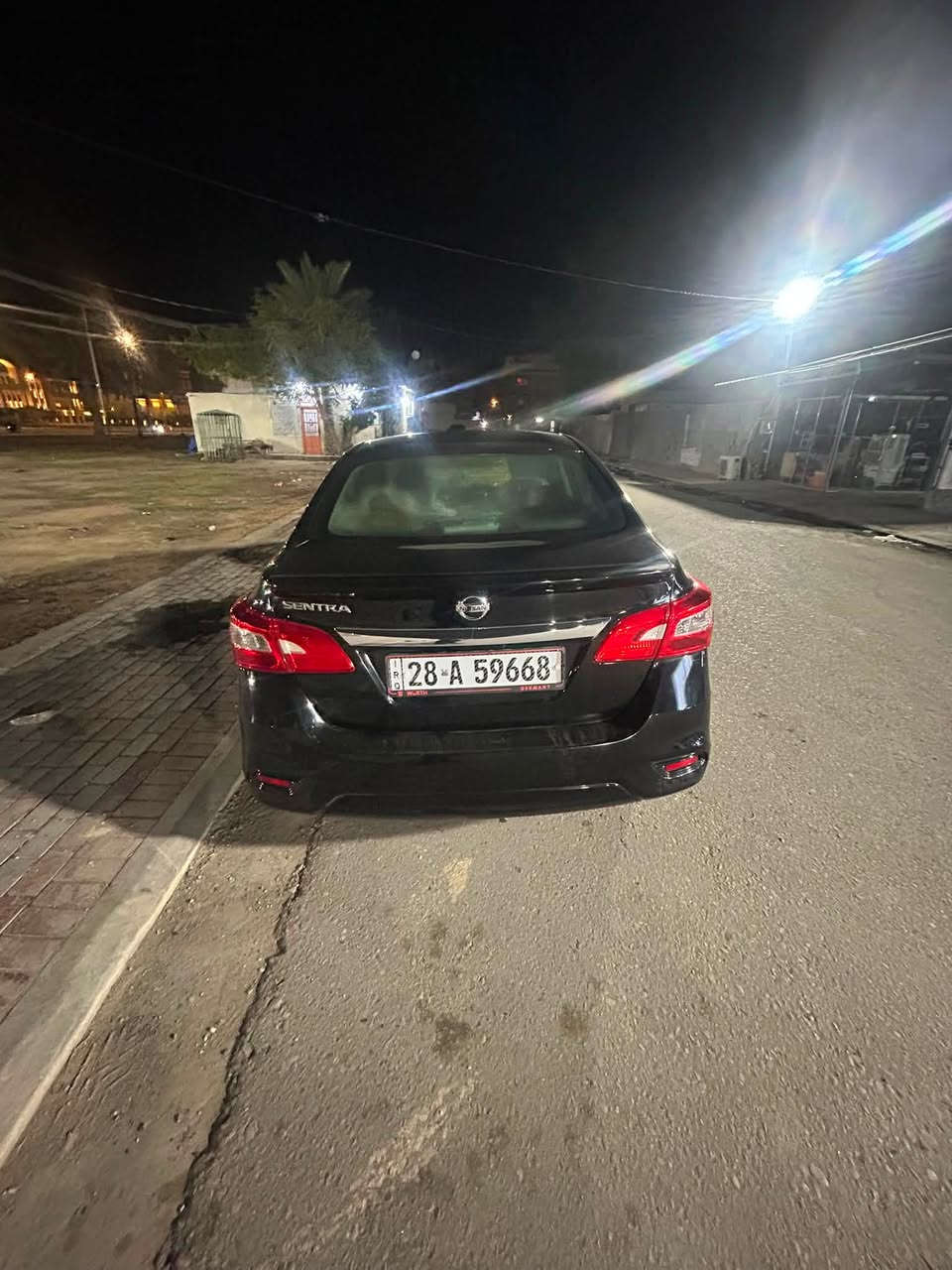 نيسان سنترا 2018سياره انضف من الصور وكله مكفول گير مكينه فقط حادثه ب مريكا جاملغ وشوي بل بنيد الجاملغ الخلفي مصبوغ حگ صبعين السعر ٩٥ وبيه مجال قليل الشراي يتصل *********** السياره بسمي
 مكاني كربلاء
