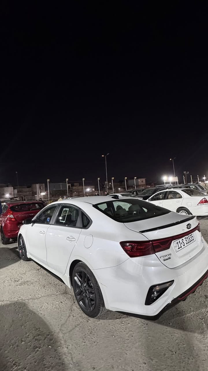 السلام عليكم كيا فورتي ٢٠٢١ جي تي لاين كلين بدون حادث للبيع مكاني الكاظميه سعرها ١٥٠ وبيها مجال بسيط ***********
